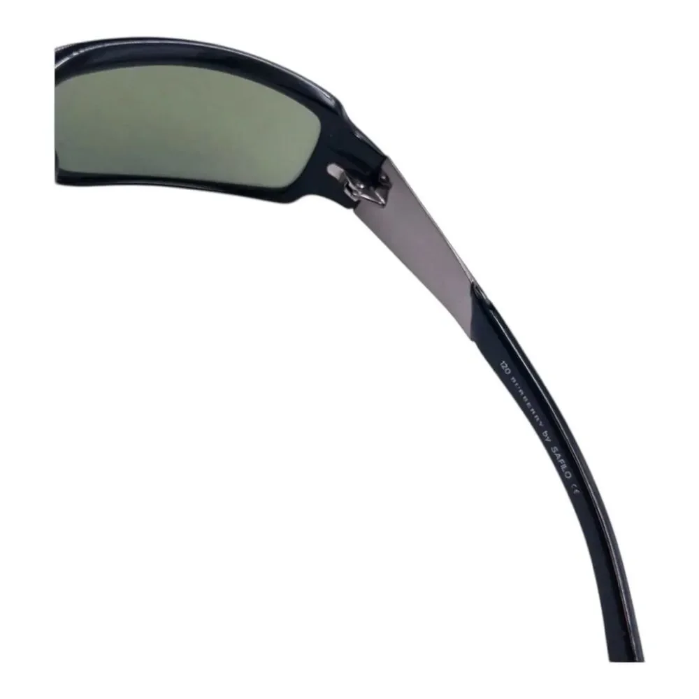 Burberry chic sunglasses